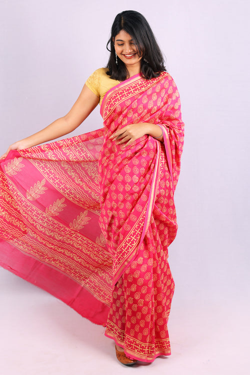 Pink Printed Cotton Saree with Traditional Gold Motif & Designer Pallu