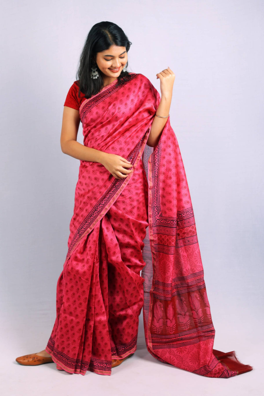 Pink Handcrafted Cotton Saree with Traditional Woven Pallu